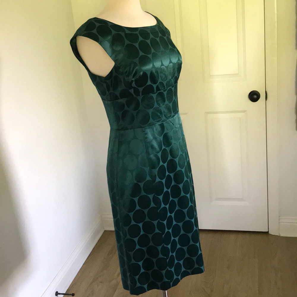 Banana Republic Tone on Tone Emerald Dress